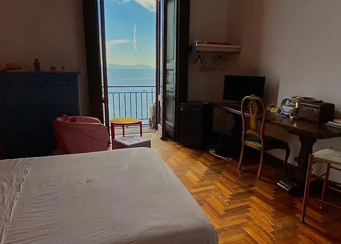 Nocleg ze śniadaniem Vista Mare Neapol